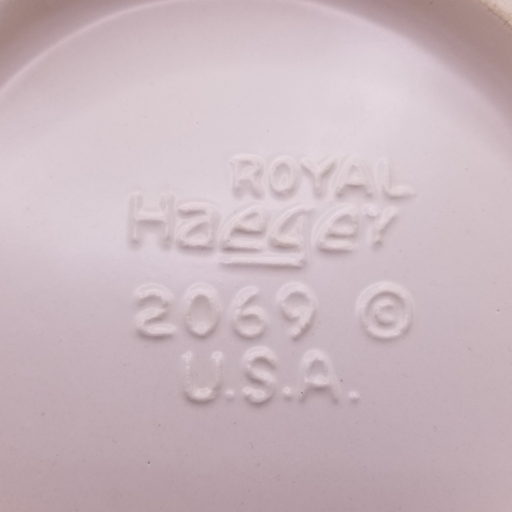 Vintage Royal Haeger Round Painted Ashtray - Picture 2 of 13